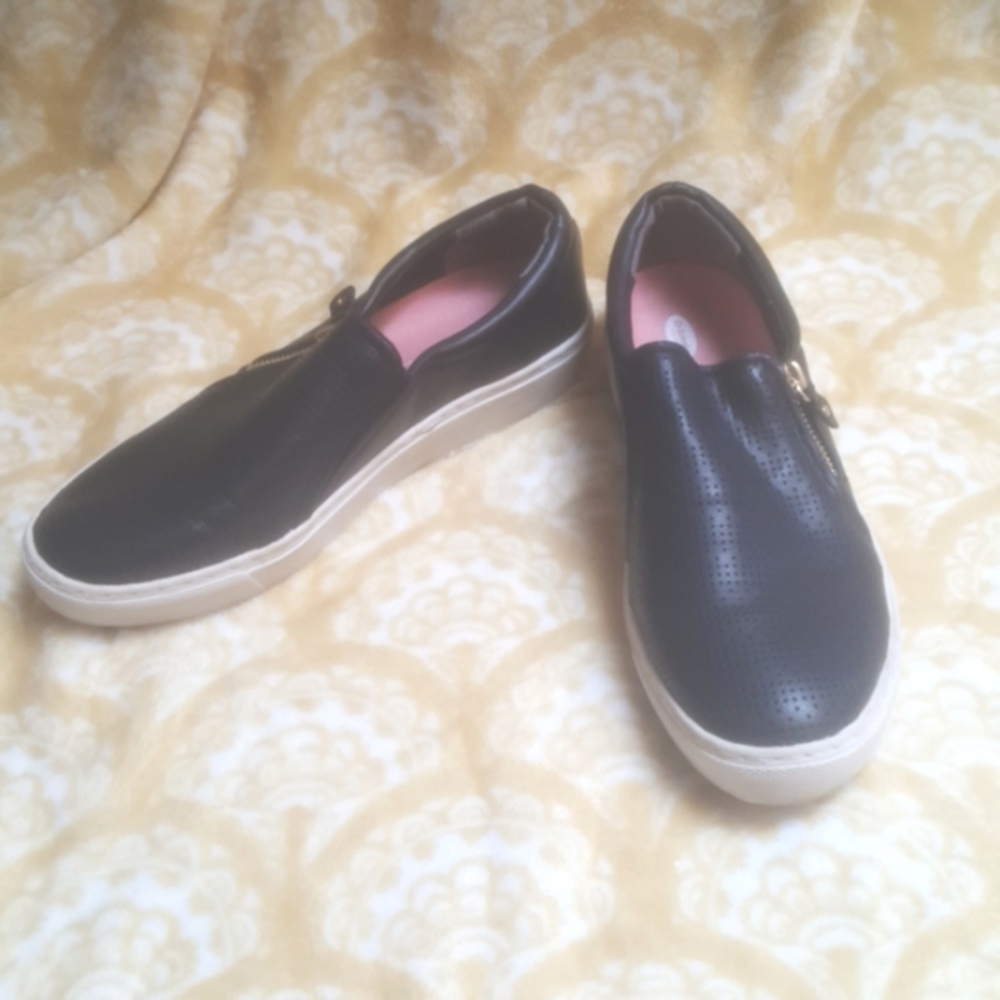 Dr scholls black flats